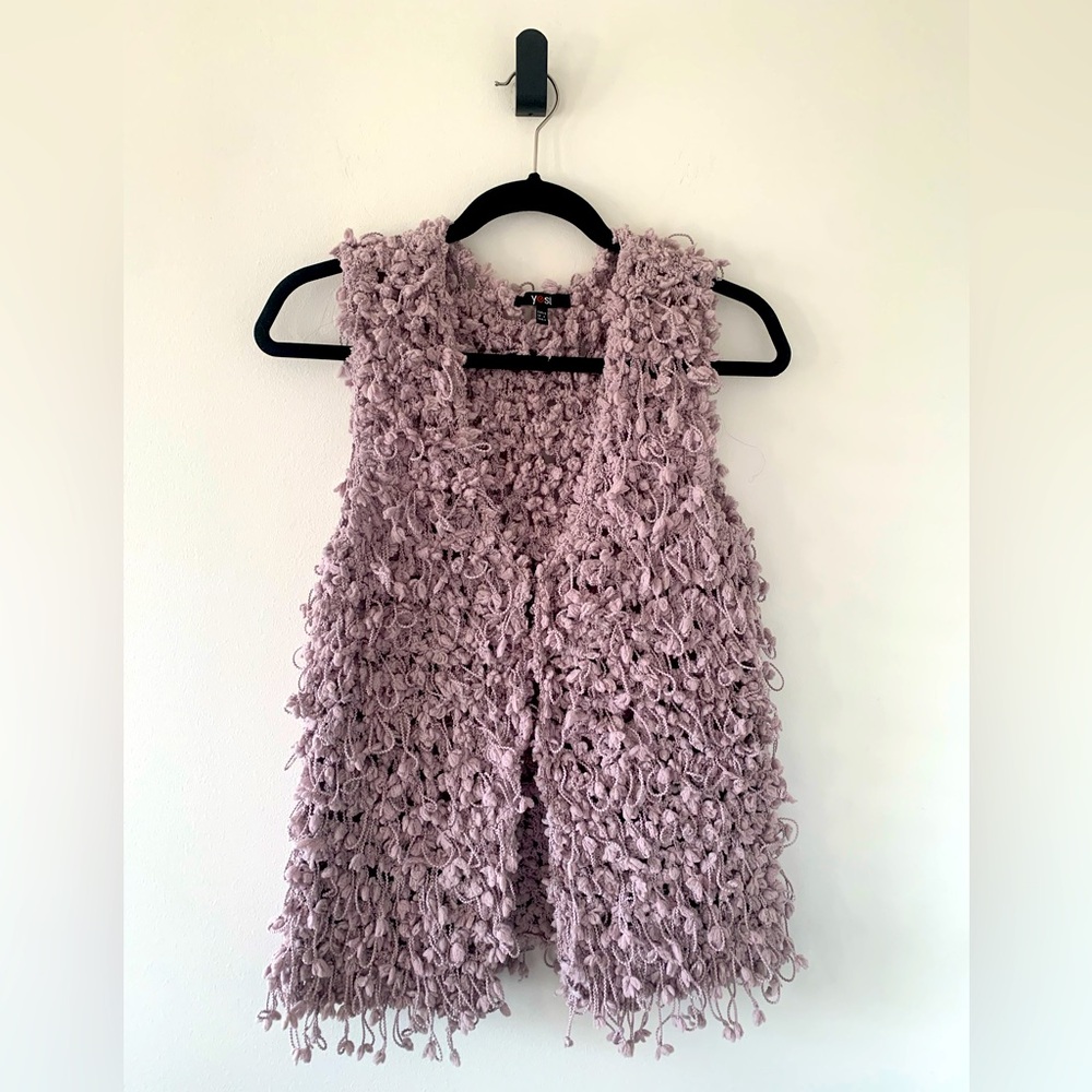 Yest The Netherlands Women’s Shaggy Cardigan Vest
Greyish/Purple Size 4